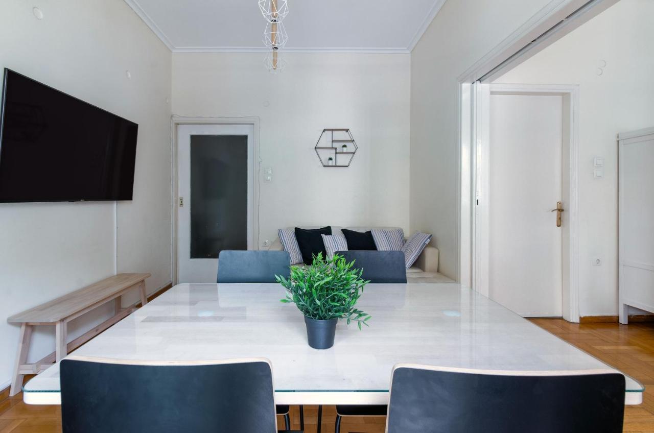 Beautiful 2Bd Apartment Near Historic Center Of Athènes Extérieur photo