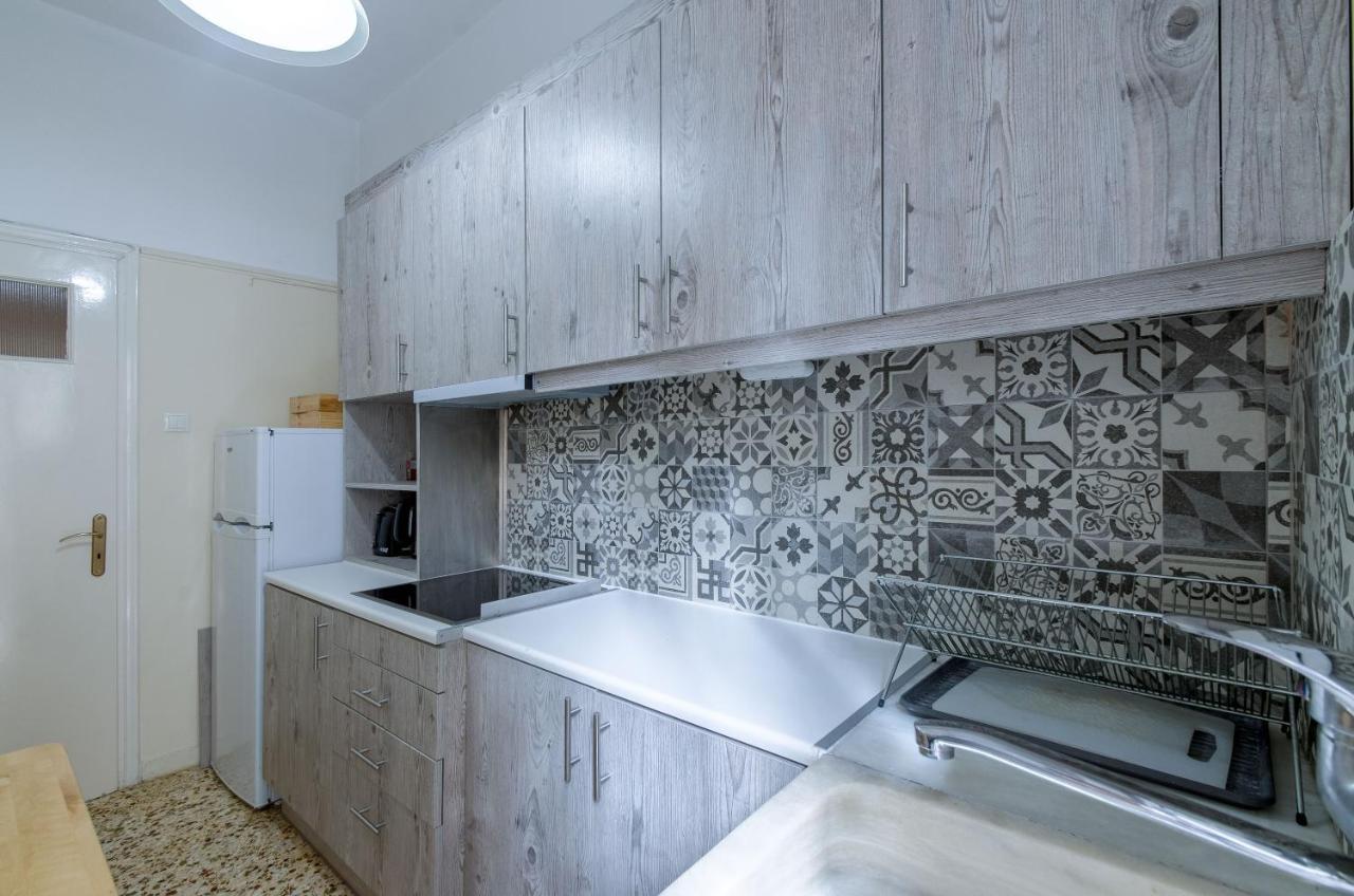 Beautiful 2Bd Apartment Near Historic Center Of Athènes Extérieur photo